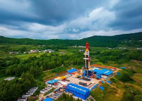 四川盆地最深科探井降生  超10000米的“地心探索”怎样实现？？？？？