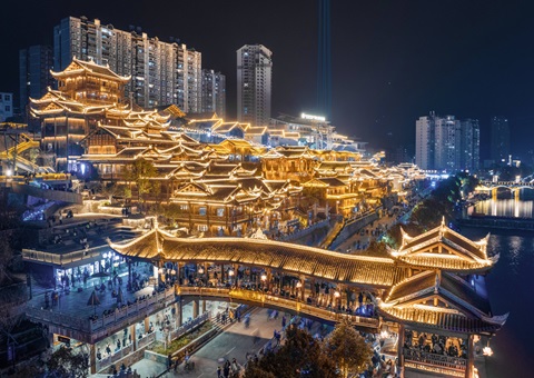 湖北宣恩：“四权融合”整体出让组合包拍出1.6亿元